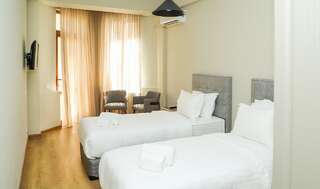 Отель Teryan Pushkin Apart Hotel Ереван Большой двухместный номер с 1 кроватью или 2 отдельными кроватями-3
